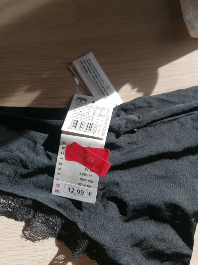 Braguitas Secret Mujer Talla XL y L Negras