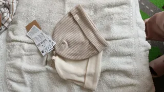 Set 2 cappellini neonato 1-3 mesi