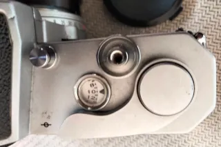 Cámara Nikkormat Plata y Negra