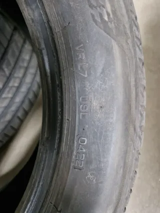 2 Bridgestone 245/50 R18 100Y