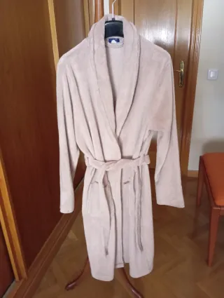 Bata de señora talla M beige