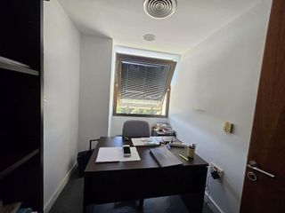 Oficina en venta en El Tardón - El Carmen en Sevilla