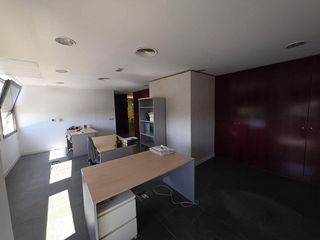 Oficina en venta en El Tardón - El Carmen en Sevilla