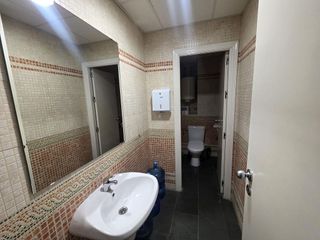 Oficina en venta en El Tardón - El Carmen en Sevilla