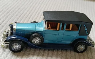 Lincoln L 1928 GUISVAL Azul