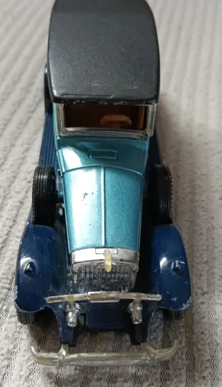 Lincoln L 1928 GUISVAL Azul