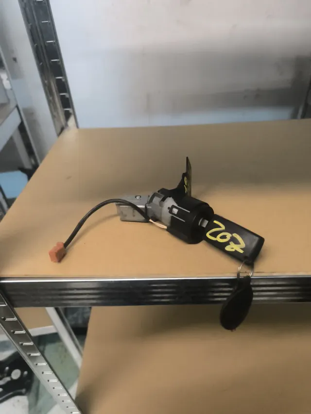 Bombín Peugeot 207cc