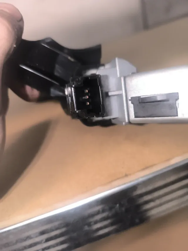 Bombín Peugeot 207cc