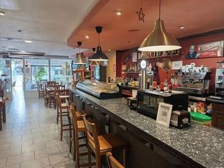 Local comercial en venta en Benalúa en Alicante