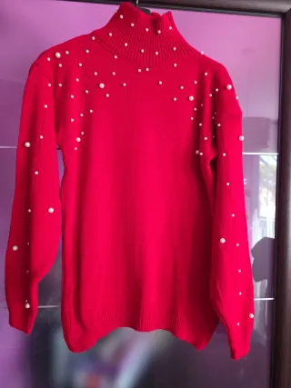 Maglione donna rosso con perle