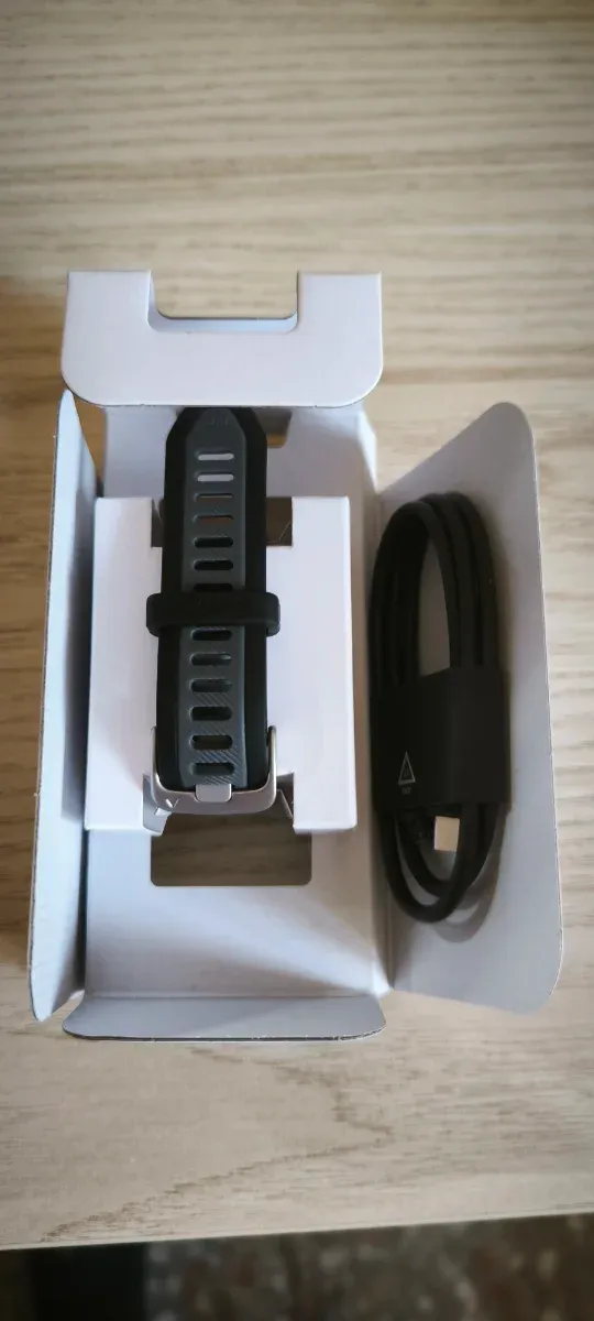 Garmin Forerunner 165 AMOLED