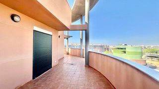 Ático en alquiler en Ciutat Universitària en Elche