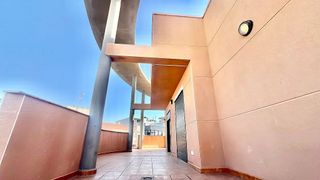 Ático en alquiler en Ciutat Universitària en Elche