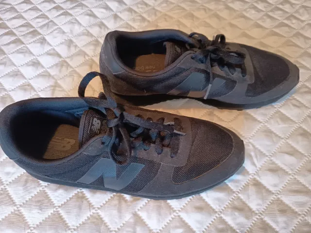 Zapatillas New Balance Negras Talla 44.5