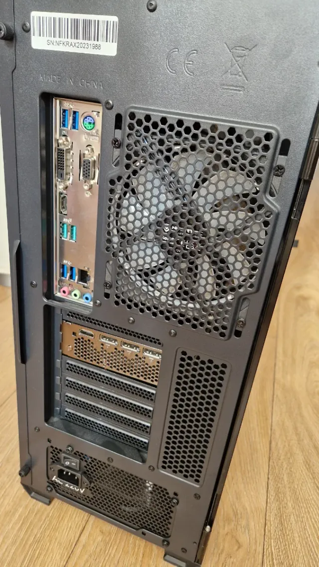 PC Gaming Ryzen 7 5800X / RTX 4060Ti