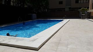 Piso en alquiler en Pedro Salvador - Las Palmeritas en Sevilla