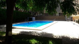 Piso en alquiler en Pedro Salvador - Las Palmeritas en Sevilla