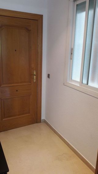 Piso en alquiler en Pedro Salvador - Las Palmeritas en Sevilla