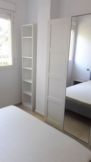 Piso en alquiler en Pedro Salvador - Las Palmeritas en Sevilla