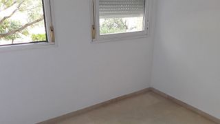 Piso en alquiler en Pedro Salvador - Las Palmeritas en Sevilla