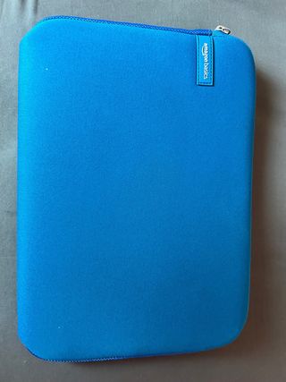 Funda portátil Amazon Basics ( L4 )