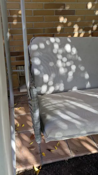 Balancín de jardín marca Bauhaus + funda invierno