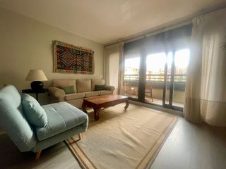 Piso en alquiler en Los Remedios en Sevilla