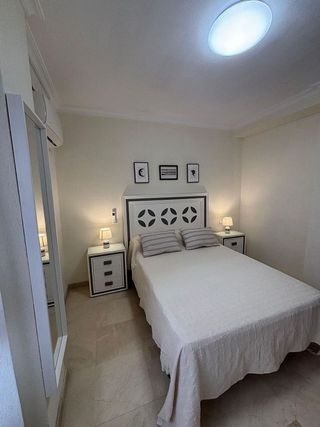 Piso en alquiler en Tres Huertas - El Torrejón - El Cerezo en Sevilla