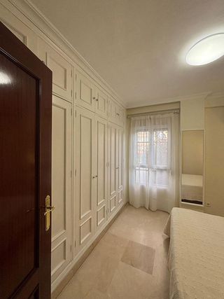 Piso en alquiler en Tres Huertas - El Torrejón - El Cerezo en Sevilla