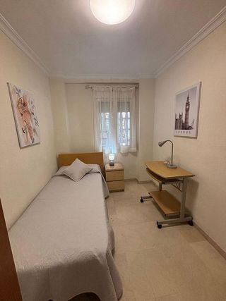 Piso en alquiler en Tres Huertas - El Torrejón - El Cerezo en Sevilla