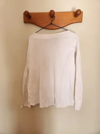 Camiseta blanca con estampado