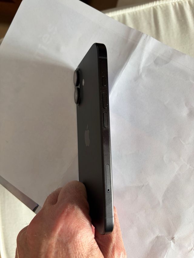 iPhone 16 256GB Negro