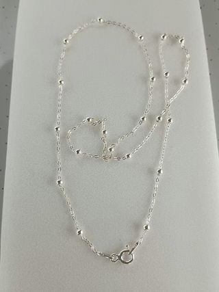 Cadena fina plata de ley con bolitas