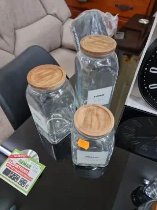 Mesa comedor y 4 sillas