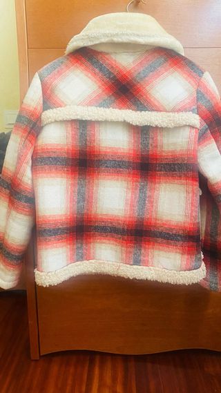 Cazadora cuadros forro borreguito