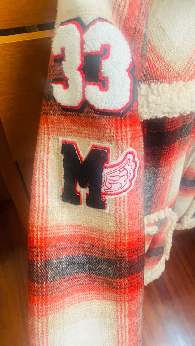 Cazadora cuadros forro borreguito