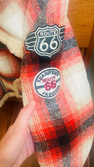 Cazadora cuadros forro borreguito