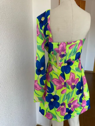 Vestido Lança Perfume floral talla L