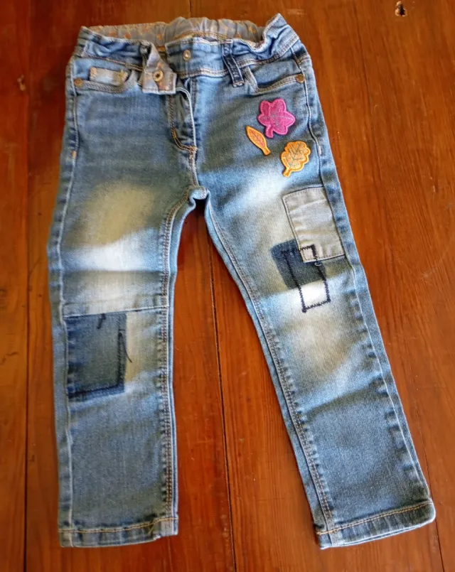 Pantalones vaqueros niña parches