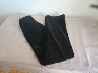 Pantalón de pana negro