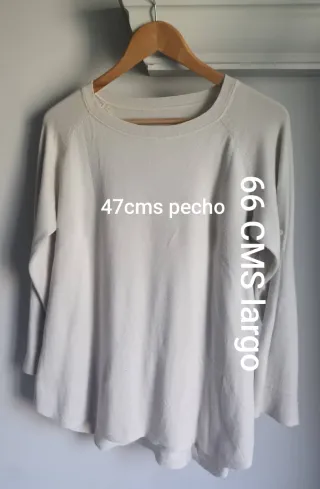 Jersey beige cuello redondo