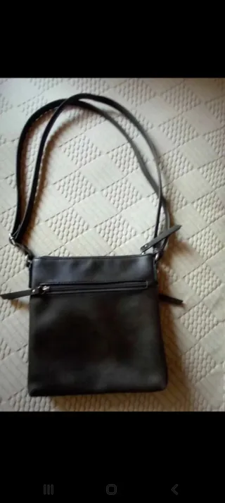 Mala tiracolo cinza escura