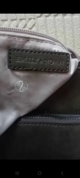 Mala tiracolo cinza escura