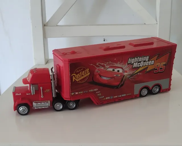 Camión Mack Cars Convertible