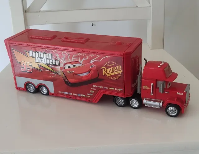 Camión Mack Cars Convertible