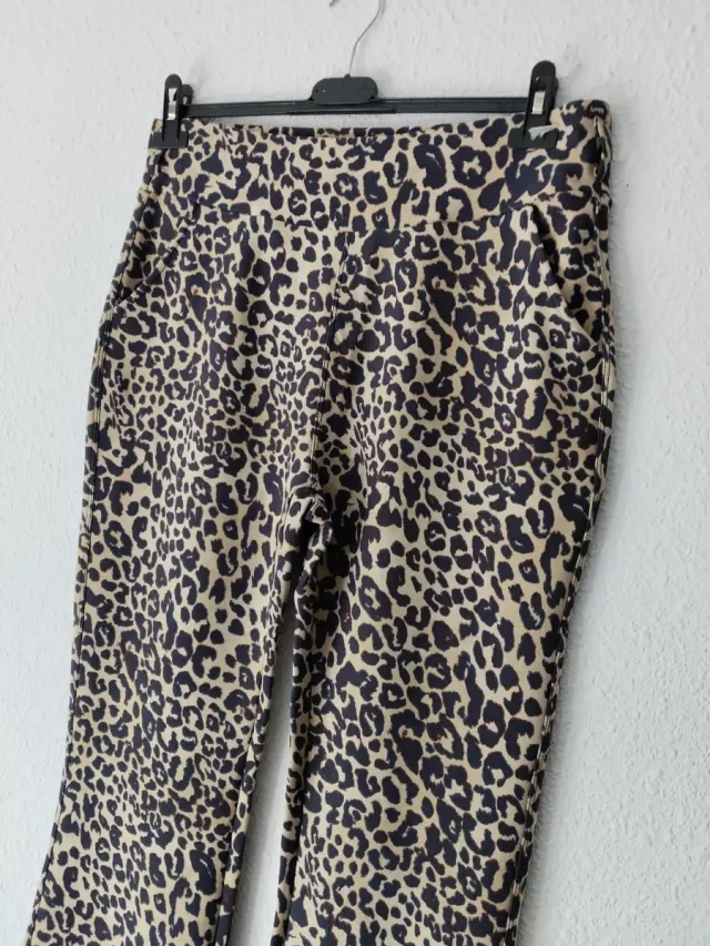 Pantalón campana estampado leopardo 2/3 XL