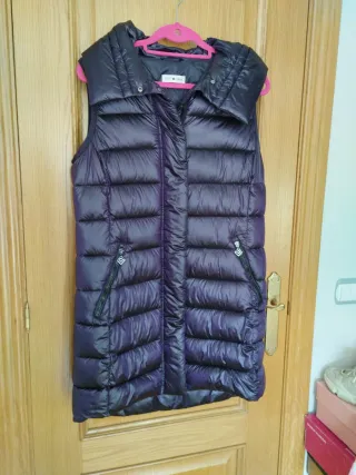 Abrigo Plumas Morado Sin Manga