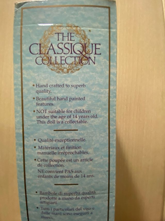 Muñeca de Porcelana Natasha