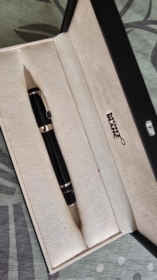 Pluma Mont Blanc 1810 14K retráctil