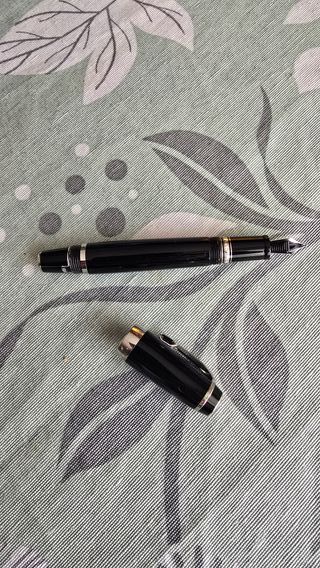 Pluma Mont Blanc 1810 14K retráctil
